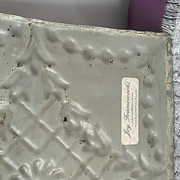 Vintage painted tin tile magnet board - Picture 7 of 8